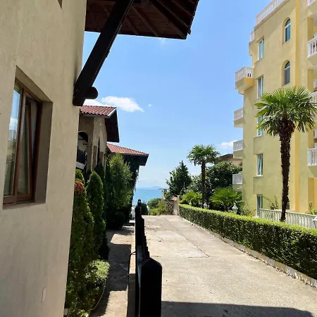 First Line Apartment In Sveti Vlas Next To Marina Complex Top Lägenhet