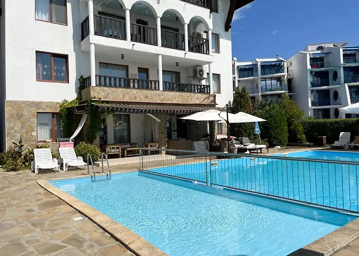 Lägenhet First Line Apartment In Sveti Vlas Next To Marina Complex Top Sveti Vlas