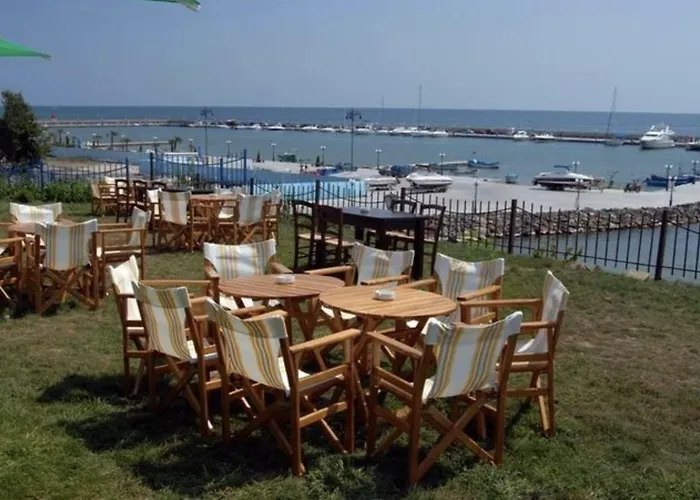 First Line Apartment In Sveti Vlas Next To Marina Complex Top Lägenhet *